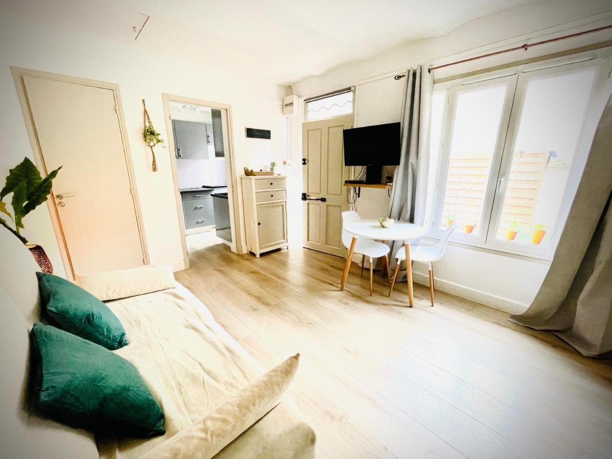 Maisonnette Studio Bas Suquet, 200M Plages, 700M Palais, Au Calme كان المظهر الخارجي الصورة